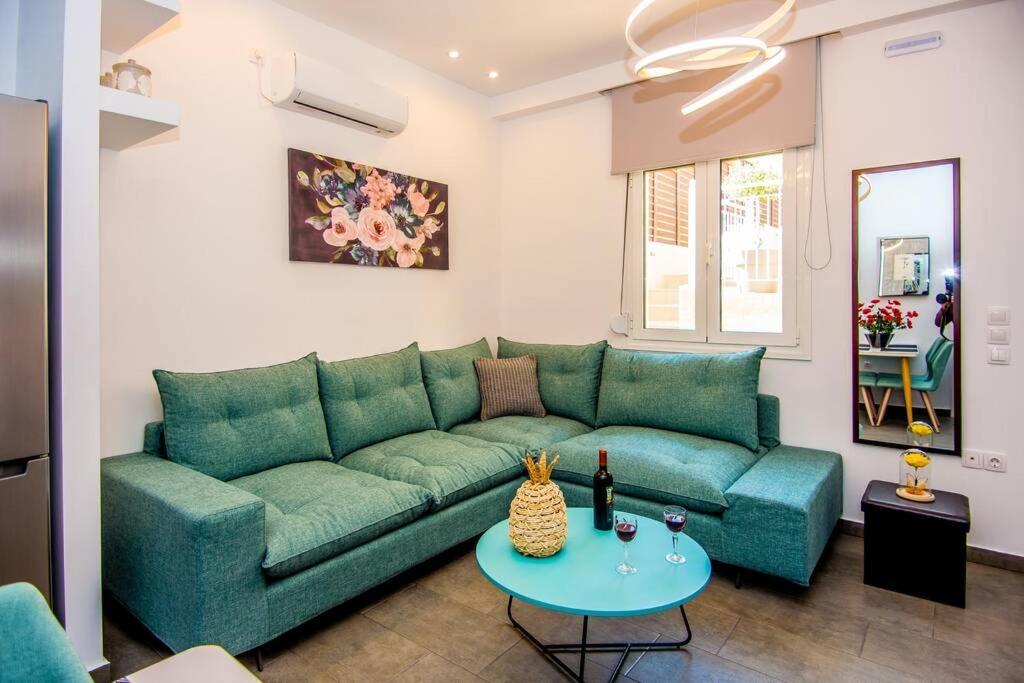 Avocado Villa Offering Peace And Relaxation อาร์กอสโตลี ภายนอก รูปภาพ
